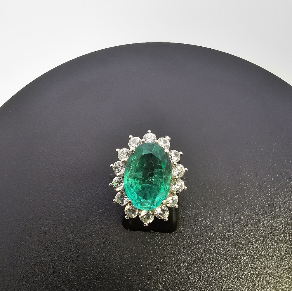 Genuine Emeraldine Quartz and White Zircon Ring Platinum over 925 Size 8… - Picture 10 of 12